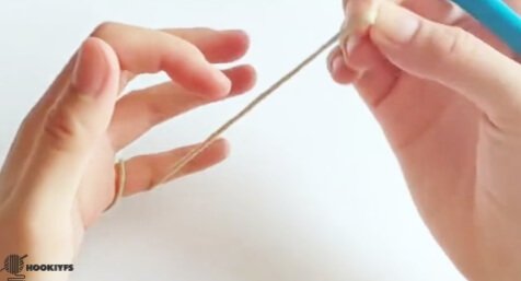 Chain-stitch-step-by-step-picture2