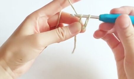 Chain-stitch-step-by-step-picture8