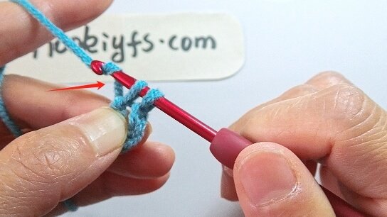 Double-Crochet-Stitches-For-Beginners6-1