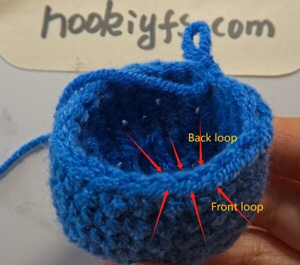 front loop vs back loop photo