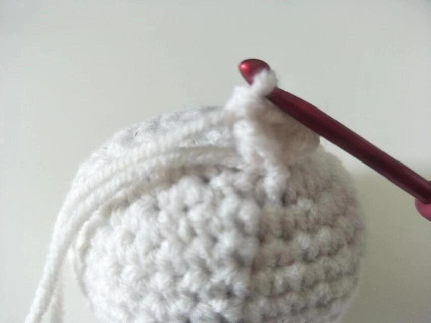 hook ear shape