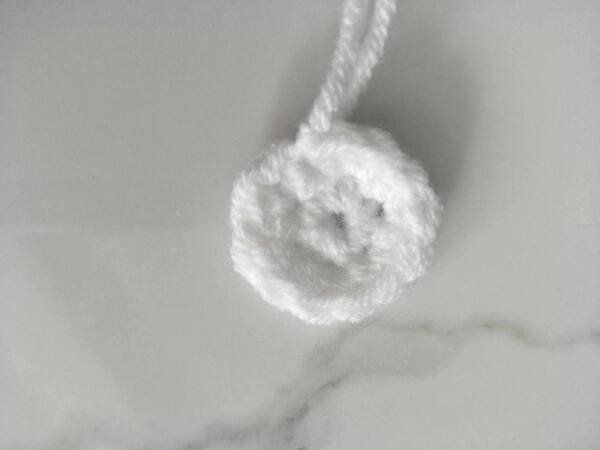 pull out yarn end