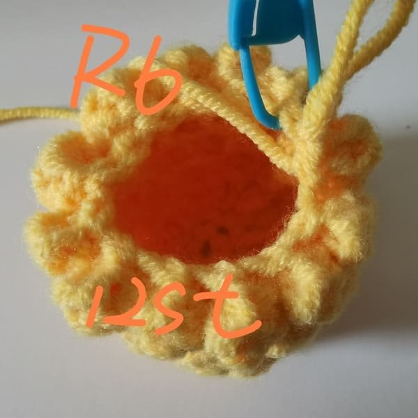 12 stitches for round 6 for pineapple crochet pattern