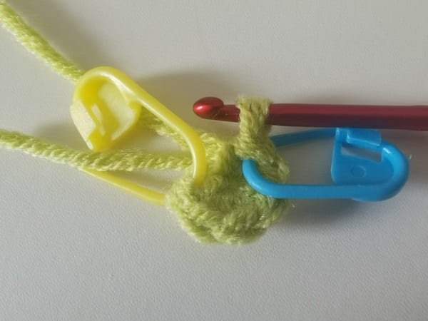 6 single crochet in to the magic for octopus crochet