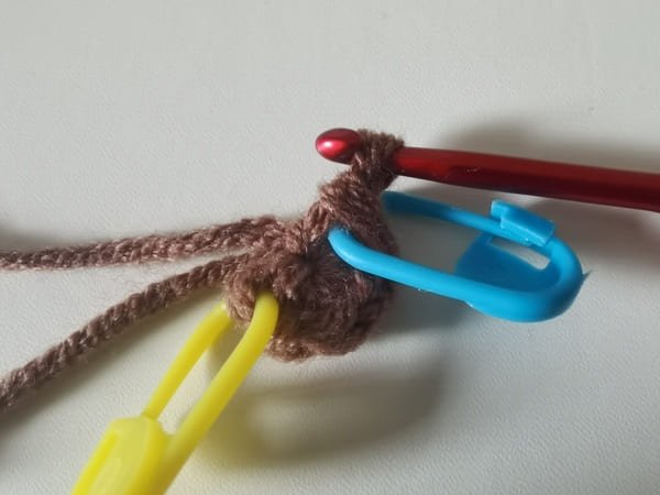 6 single crochets in to magic ring for sunflower crochet