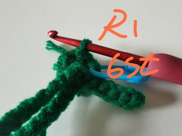 6 stitches for round 1 for chili crochet