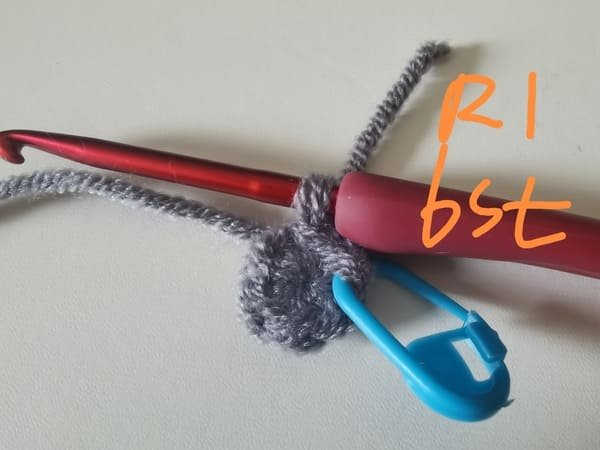 6 stitches for round 1 for elephant crochet
