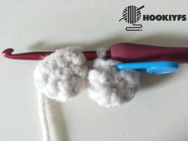 Put the two pieces together, and you need to crochet 16 single crochet in total this round