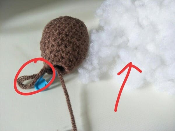 add fiberfill to the body for drumstick crochet
