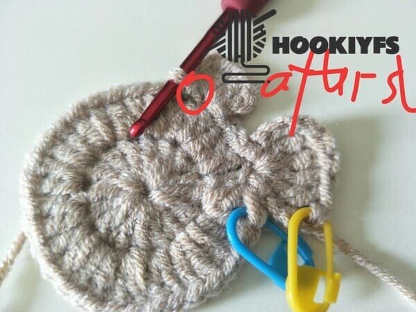 after sl, we get the first foot for R3 of turtle crochet