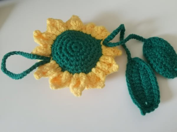 back of sunflower crochet