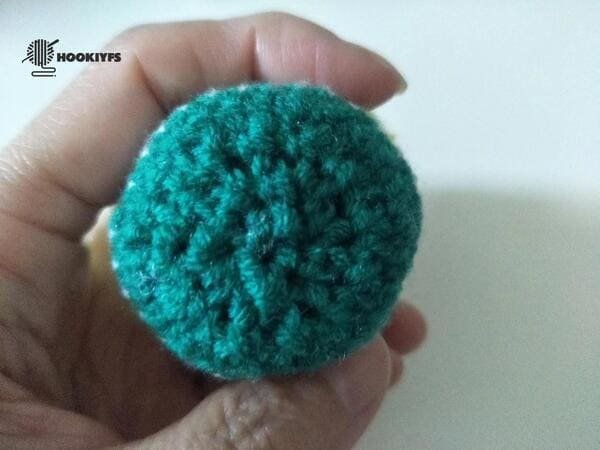 button of body for crochet frog pattern