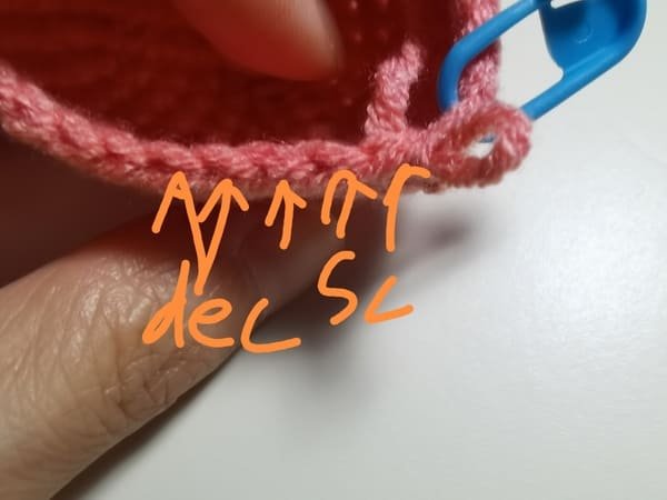 crochet order for round 12 for crochet peach pattern