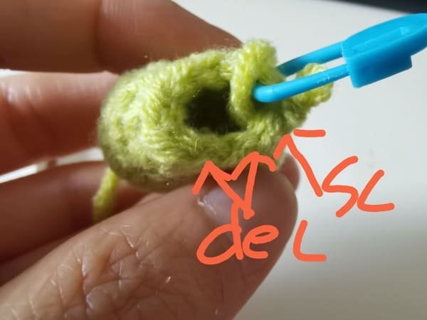 crochet order for round 9 for snake crochet pattern