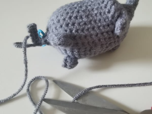 cut yarn end for elephant crochet