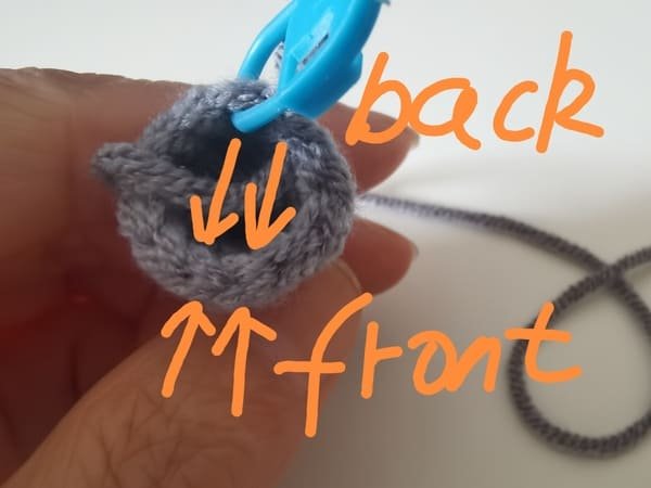 how to differ the back and front loops for elephant crochet