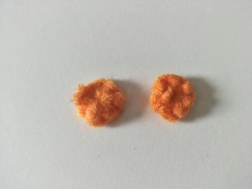 tie yarn end for foot