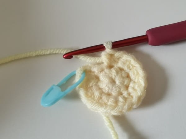 16 half double crochet are completed
