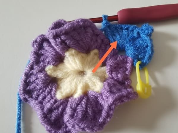 6 double crochets again for round 3 for crochet butterfly pattern