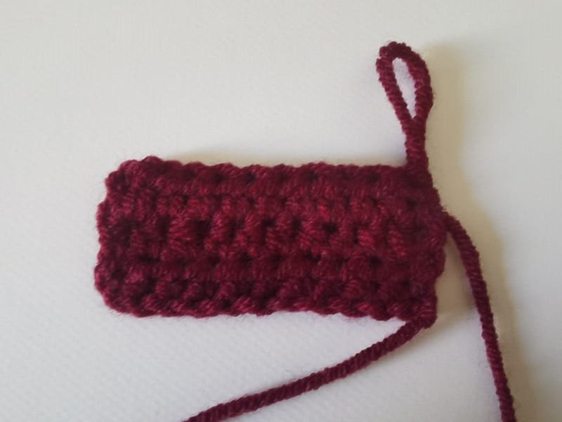 back photo of what does hdc mean in crochet