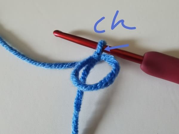 chain stitch in to magic ring