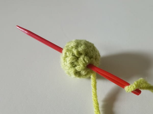 conceal yarn end