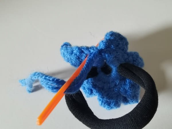 conceal yarn end