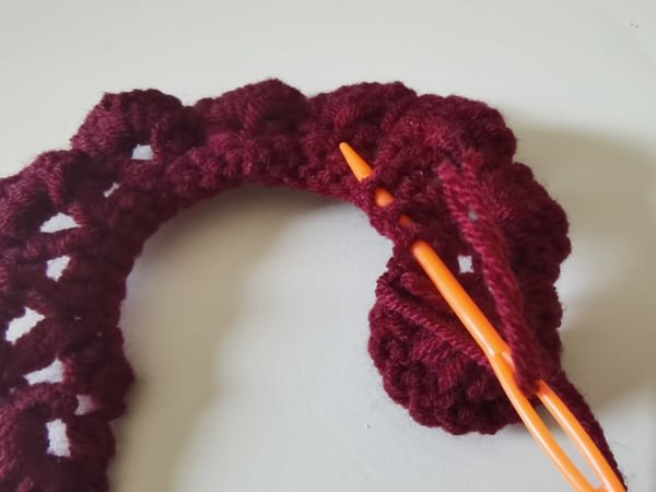 conceal yarn end for crochet rose pattern