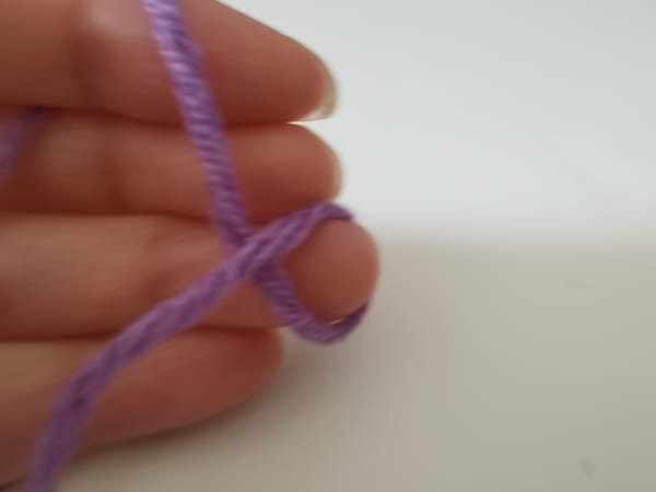 create a loose x shape