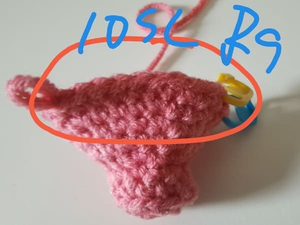 crochet 10 single crochets for round 9 for crochet pig