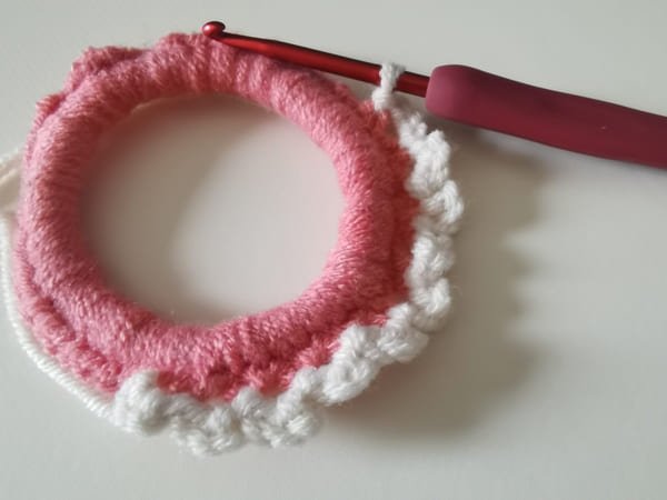 crochet a half of round 2