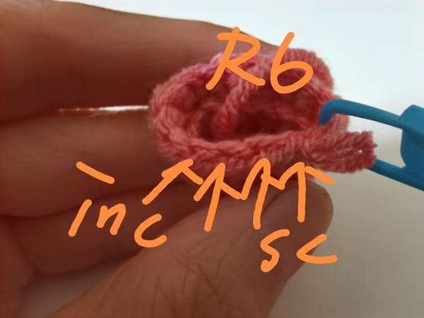 crochet order (3sc,inc)repeat 4 times for round 6 for crochet pig