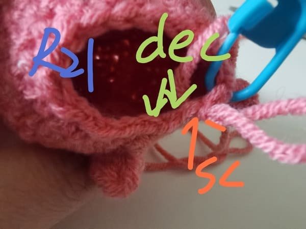 crochet order (sc, dec) repeat 6 times for crochet pig
