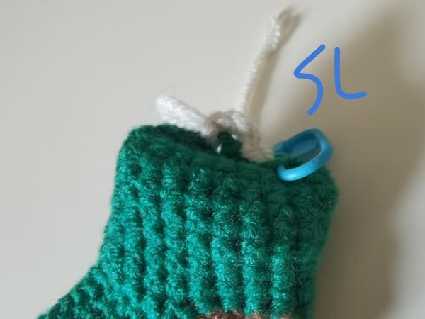 crochet slip stitch for round 22