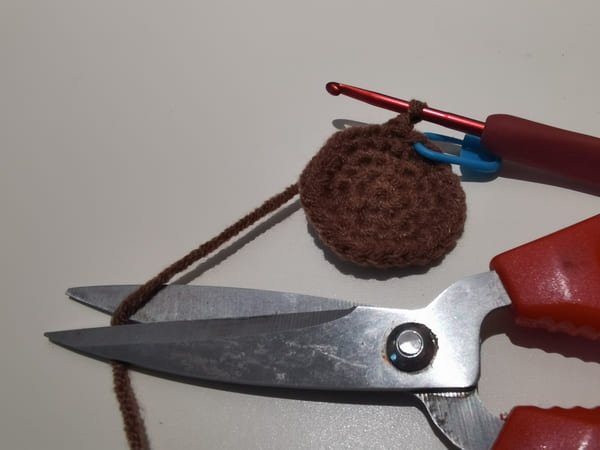 cut yarn end for sunflower hair rope crochet pattern