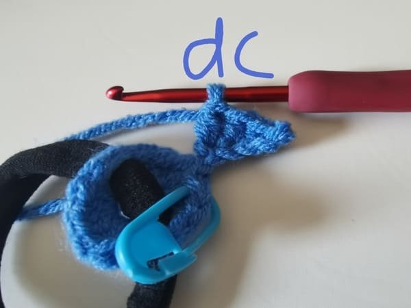 double crochet is completed for round 2