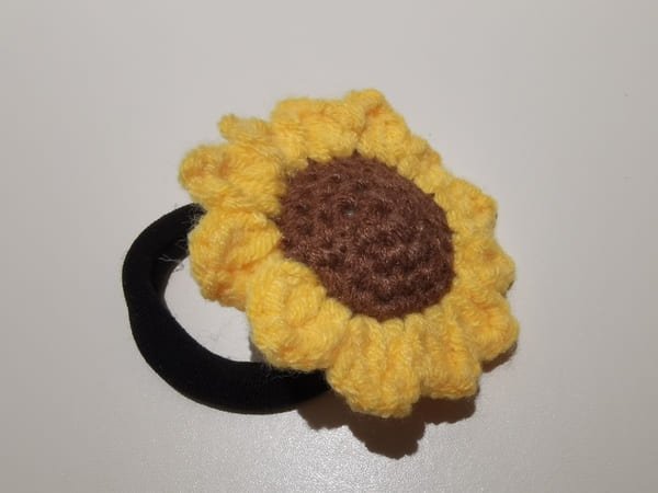 front of sunflower hair rope crochet