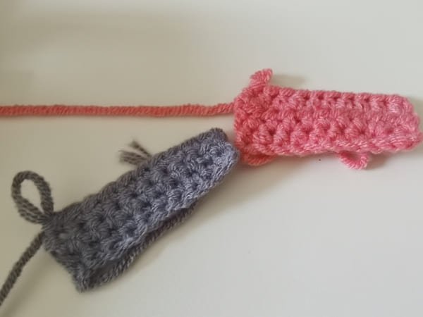 main photo of single crochet vs half double crochet
