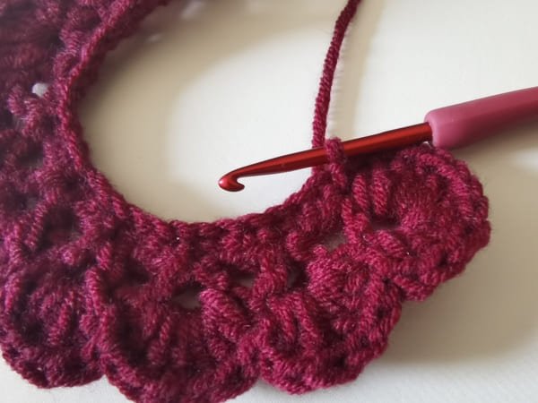 slip stitch for round 3 for crochet rose pattern