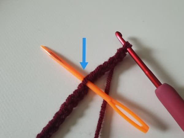 starting from second to last stitch for starting for round 1 for bow crochet