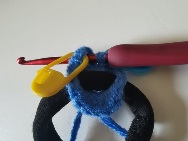 the hook inset the first stitch for slip stitch
