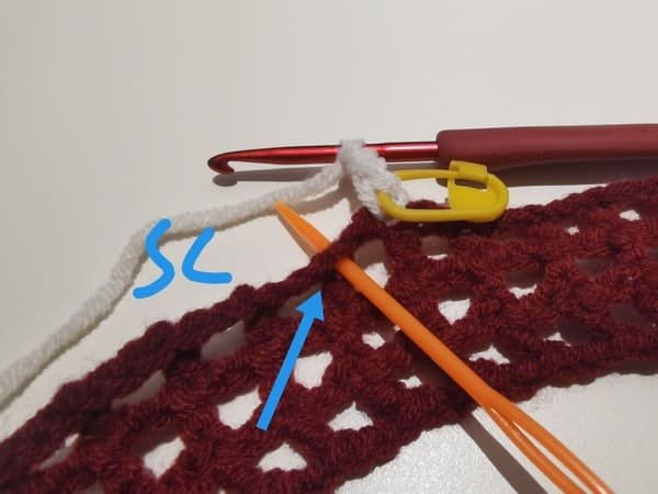 the second single crochet in the previous double stitch for round 4 for bow crochet