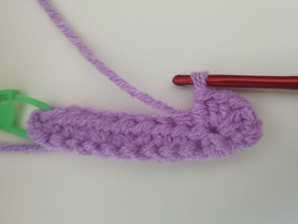 5 half double crochet in same stitch