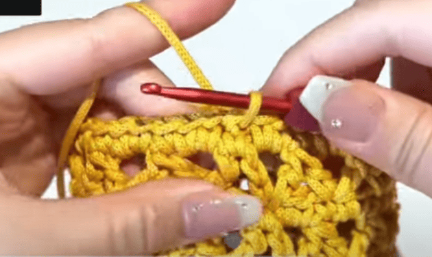 crochet body for hollow mobile phone bag crochet