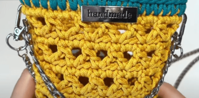 install strap for hollow mobile phone bag crochet 