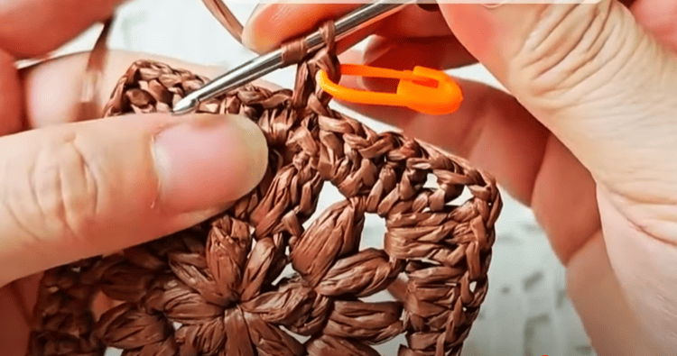 crochet each piece for crochet raffia bag