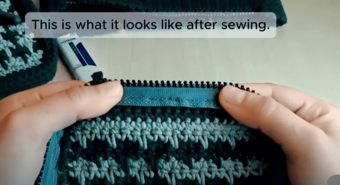 sew zipper with body for crochet houndstooth bag