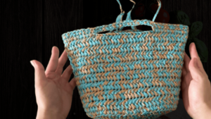 crochet handle bag