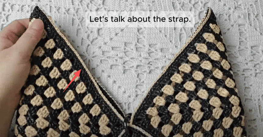 crochet opening for Granny Square Bag Crochet Pattern