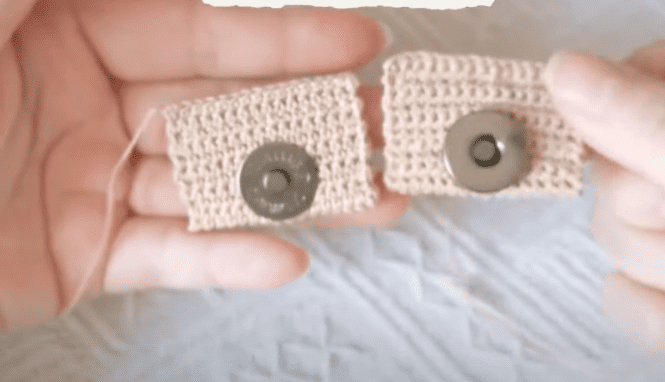 put the magnetic buckle on the opening